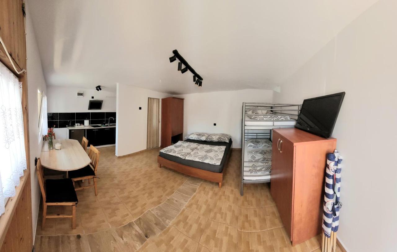 Anna 1 Apartment นีคอร์เซ ภายนอก รูปภาพ